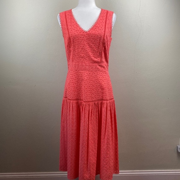 Draper James Collection Eyelet Dress NWT - Picture 2 of 10